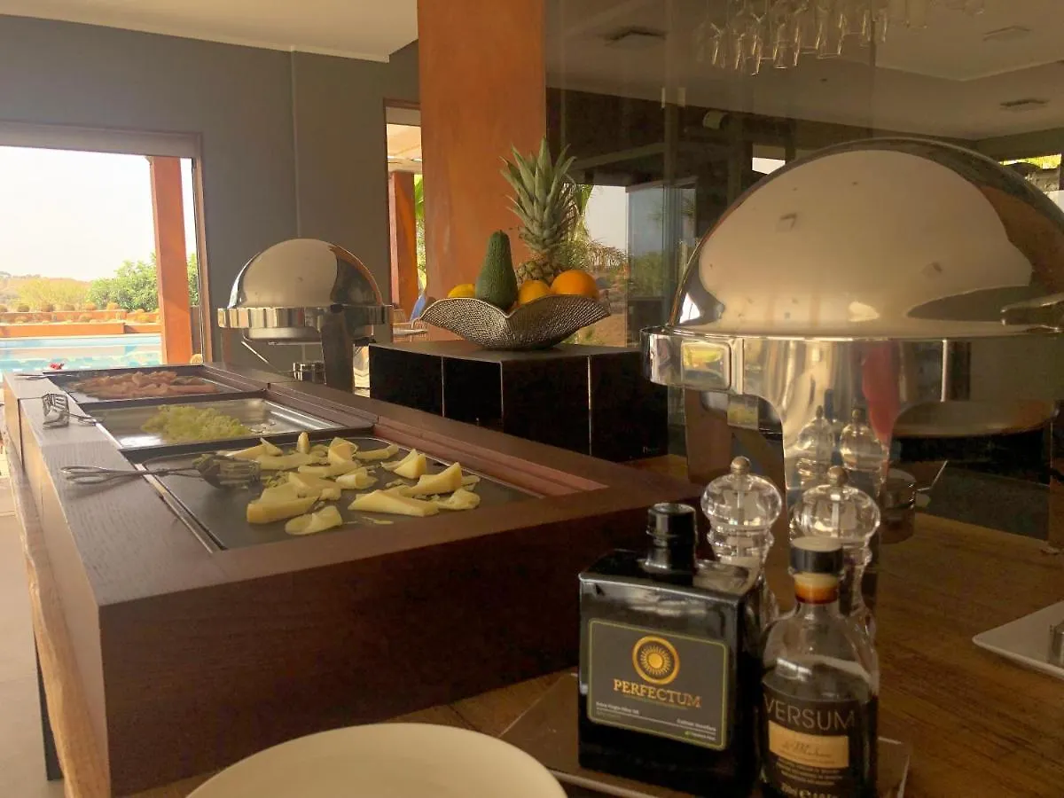Pietra D'Acqua Resort & Spa By Geocharme サンピエリ 4*,