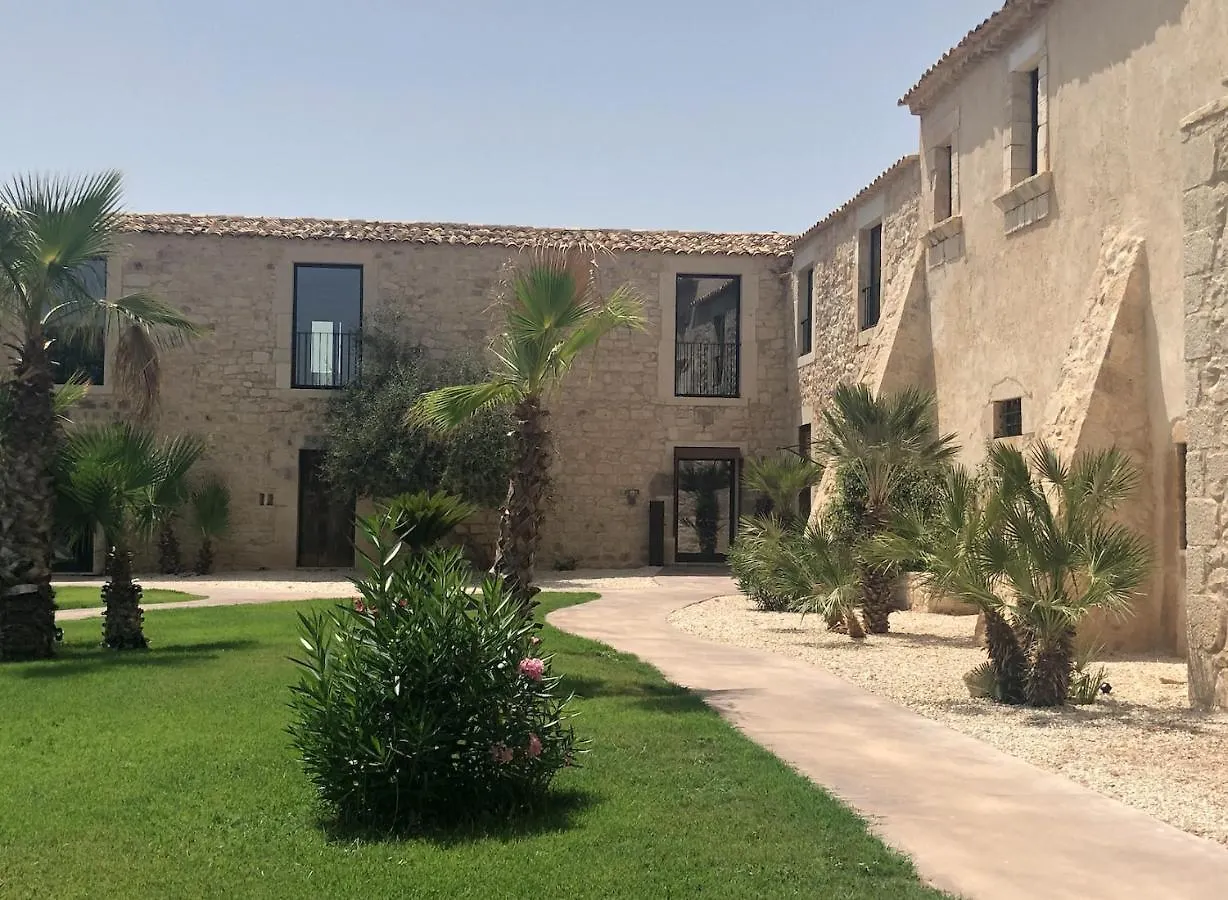 Pietra D'Acqua Resort & Spa By Geocharme サンピエリ 4*,