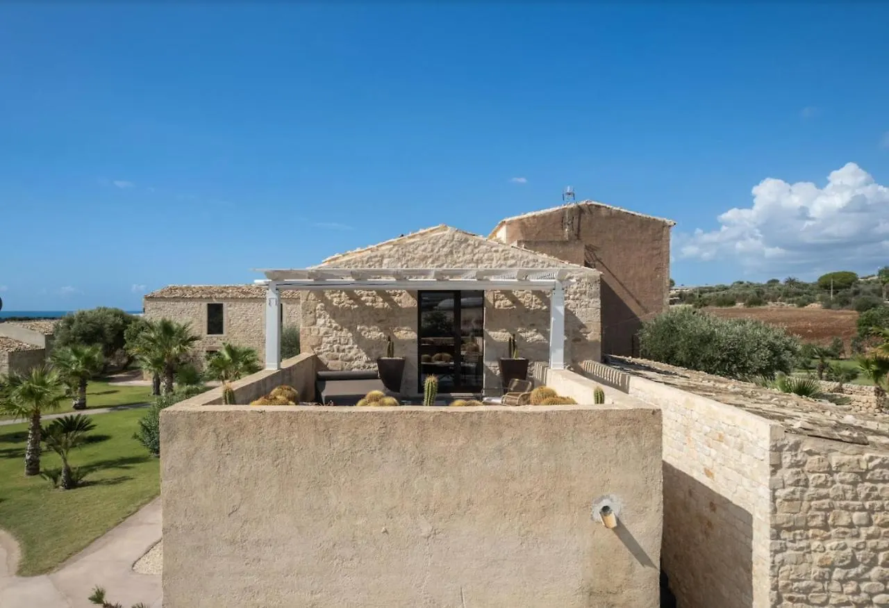 Hotel Pietra D'Acqua Resort & Spa By Geocharme Sampieri