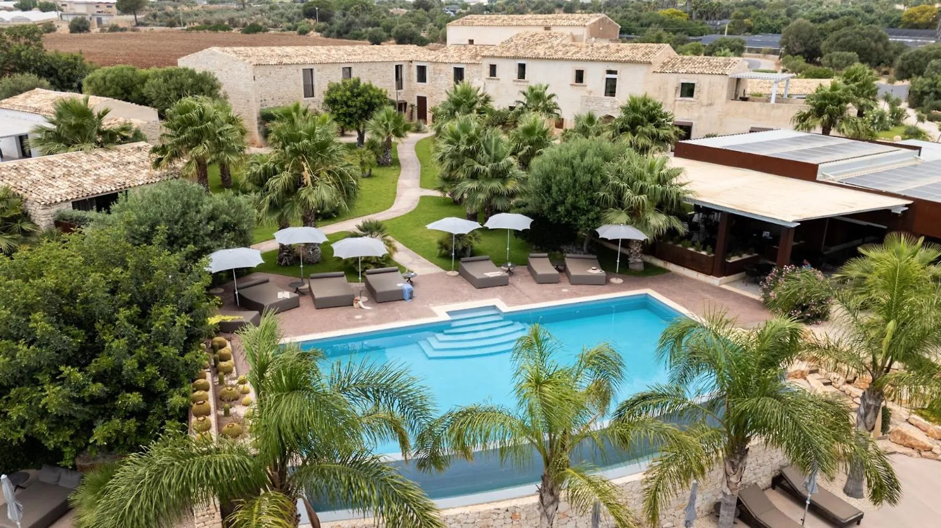 Pietra D'Acqua Resort & Spa By Geocharme サンピエリ