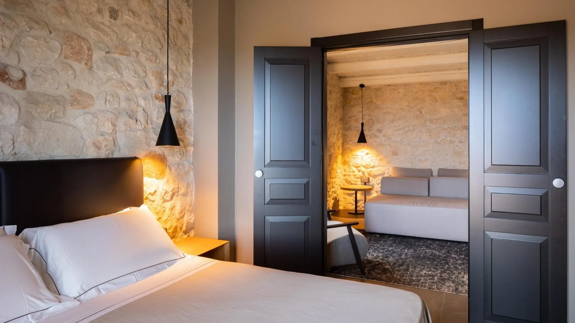 ホテル Pietra D'Acqua Resort & Spa By Geocharme サンピエリ